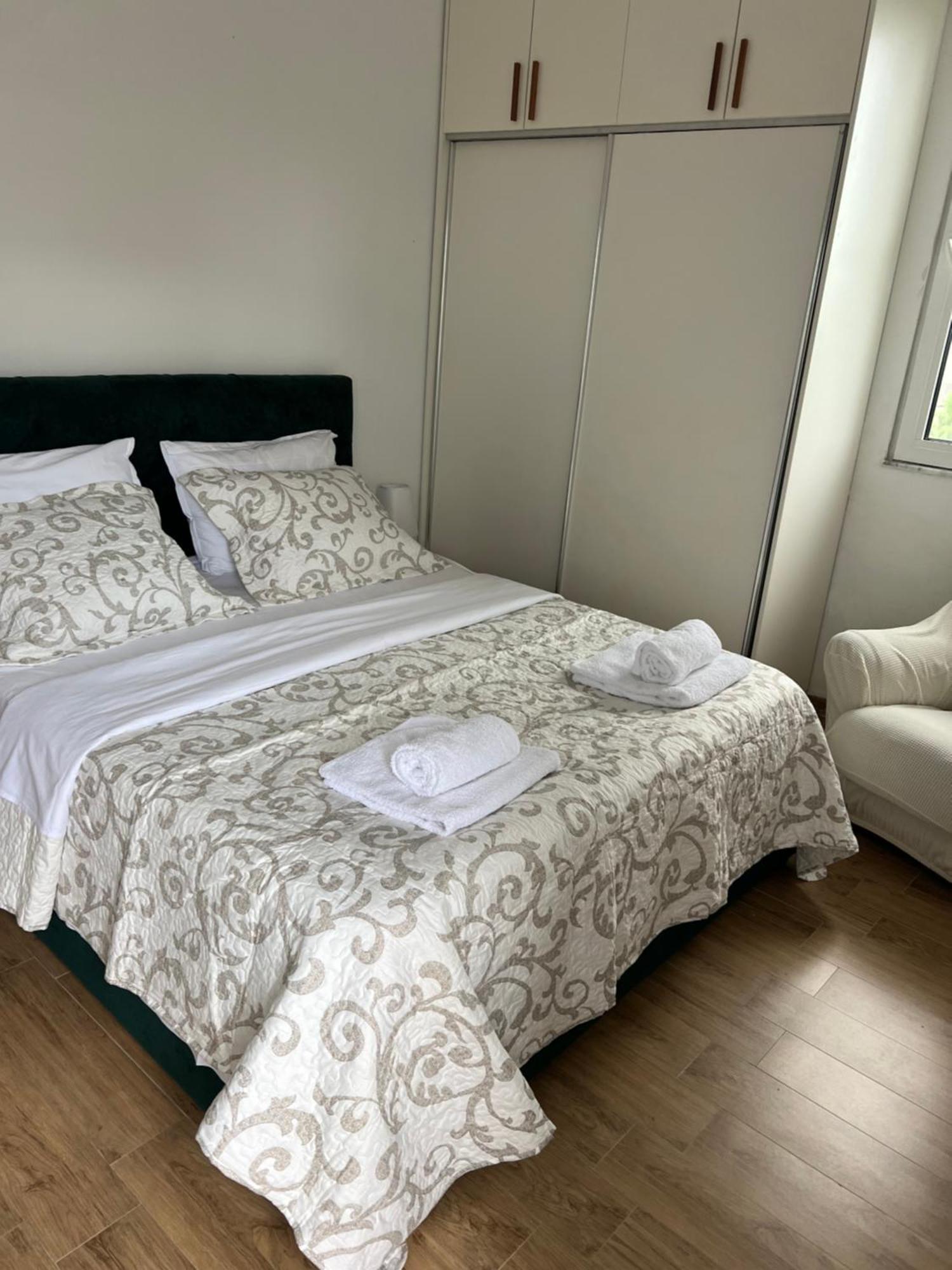 Mia Luxury Winter Apartamento Golem (Tirana)